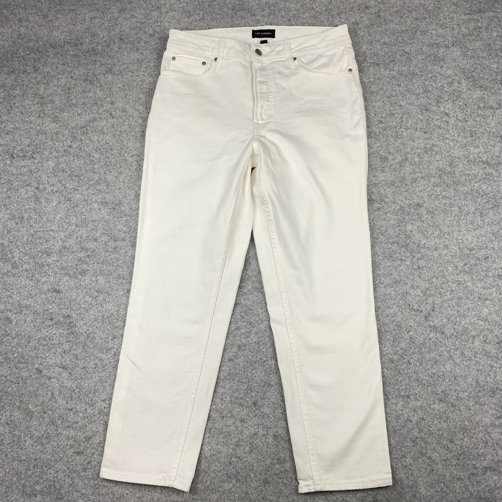 Free Assembly Women's Original 90's Straight Jean White Size 8 Cotten
